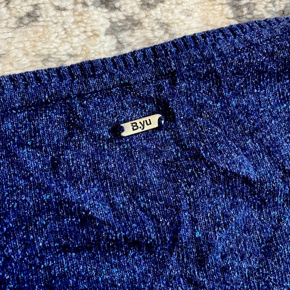 B.YU Sweater in navy Blue - Picture 2 of 4